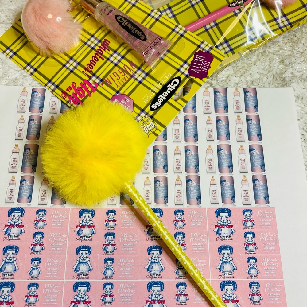 💛Clueless & A Splash of Crybaby✨